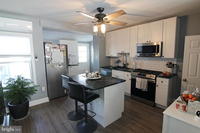 6161 LAWNTON ST, Philadelphia, PA 19128