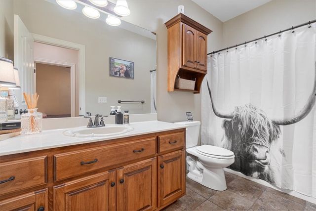 1819 S Cherry Hills Drive, Fayetteville, AR 72701