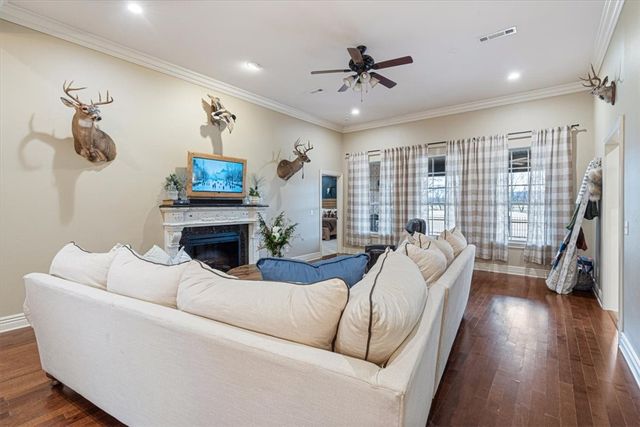 1819 S Cherry Hills Drive, Fayetteville, AR 72701