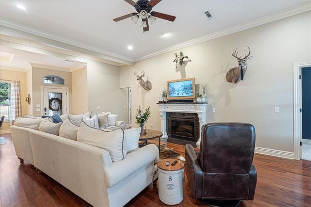 1819 S Cherry Hills Drive, Fayetteville, AR 72701