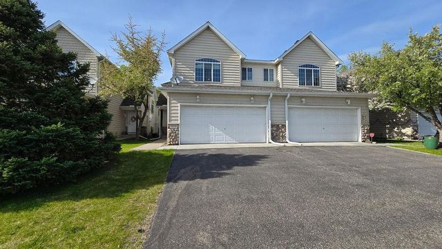 1220 Dupont Lane N, Brooklyn Park, MN 55444