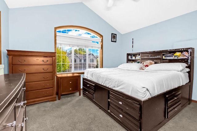 1220 Dupont Lane N, Brooklyn Park, MN 55444