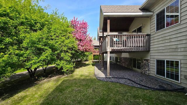 1220 Dupont Lane N, Brooklyn Park, MN 55444