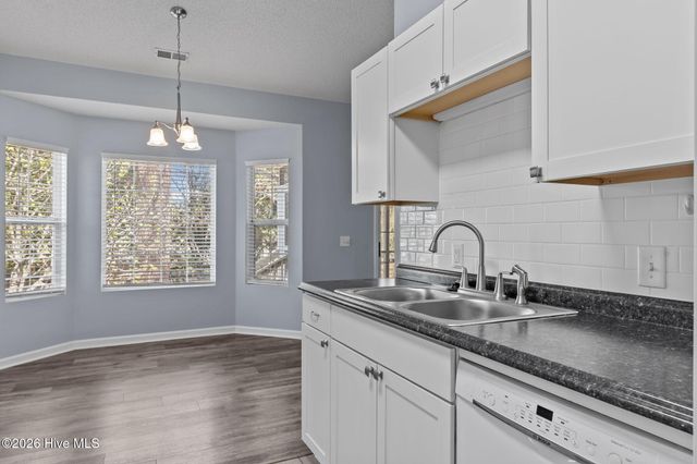 112 Kensington Way, Aberdeen, NC 28315