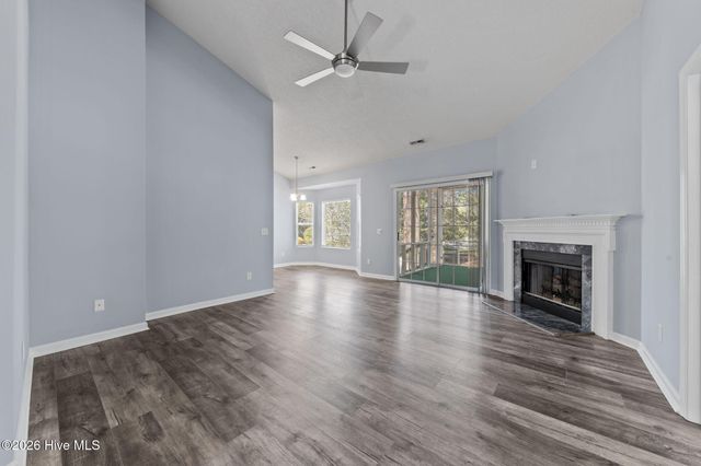 112 Kensington Way, Aberdeen, NC 28315