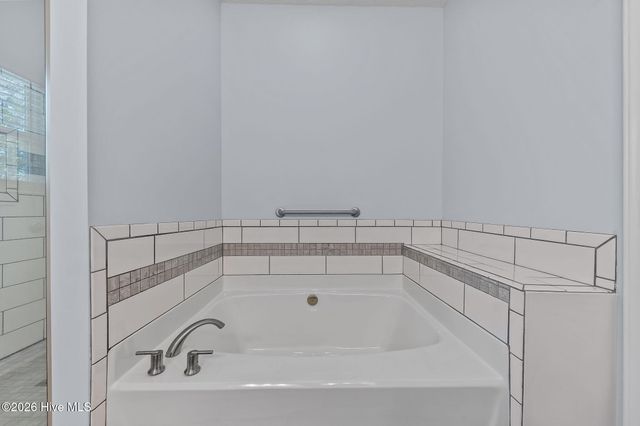 112 Kensington Way, Aberdeen, NC 28315