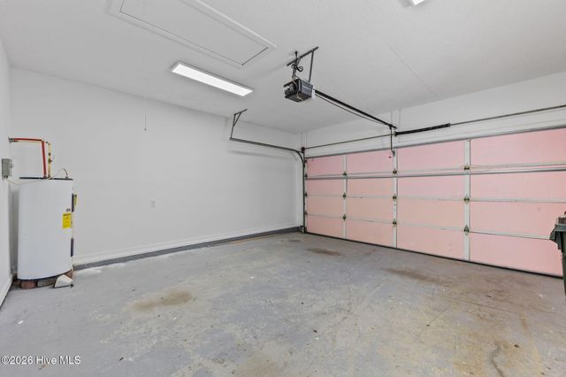 112 Kensington Way, Aberdeen, NC 28315