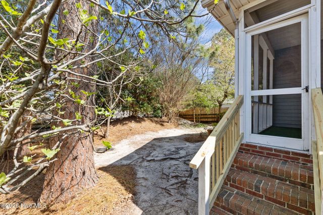 112 Kensington Way, Aberdeen, NC 28315