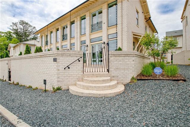 220 Rolison Way, Fayetteville, GA 30214