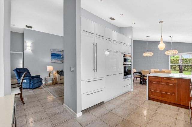 5067 Robino Circle, West Palm Beach, FL 33417