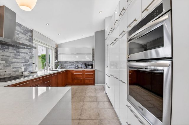 5067 Robino Circle, West Palm Beach, FL 33417