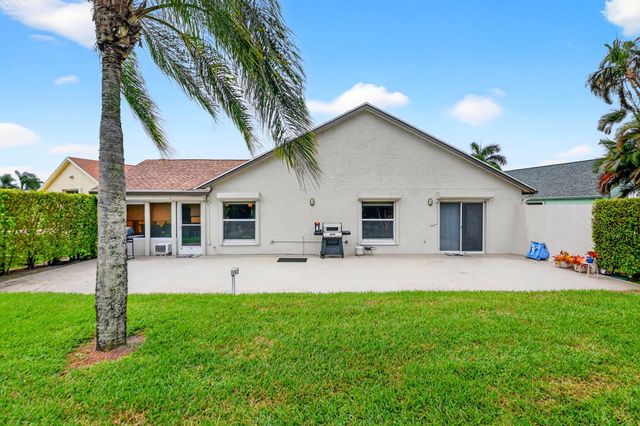 5067 Robino Circle, West Palm Beach, FL 33417