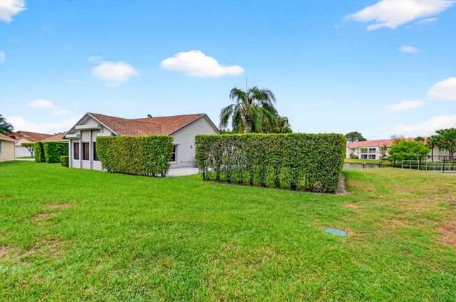 5067 Robino Circle, West Palm Beach, FL 33417