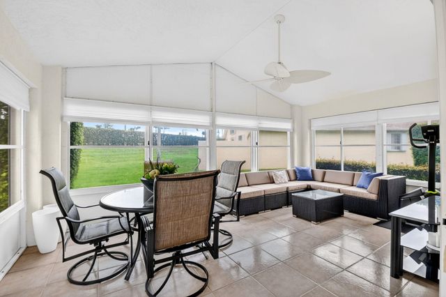 5067 Robino Circle, West Palm Beach, FL 33417