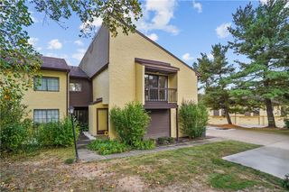 881 Hampton Ridge Drive, Akron, OH 44313