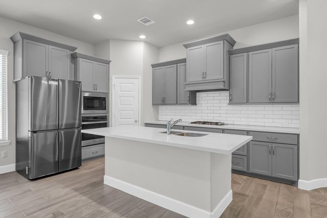 328 Rise Lane, Montgomery, TX 77316