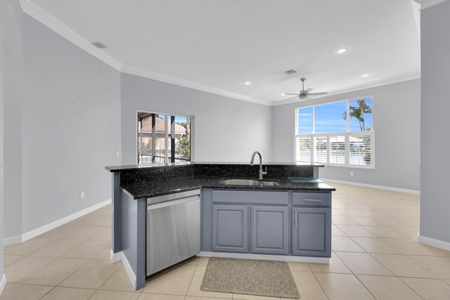 7041 SE Bay Hill Drive, Stuart, FL 34997