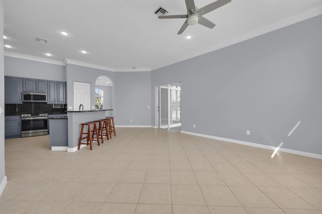 7041 SE Bay Hill Drive, Stuart, FL 34997