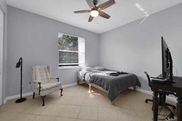 7041 SE Bay Hill Drive, Stuart, FL 34997