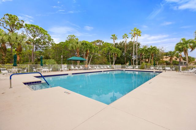 7041 SE Bay Hill Drive, Stuart, FL 34997