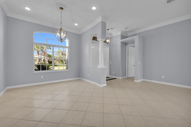 7041 SE Bay Hill Drive, Stuart, FL 34997