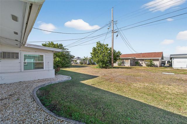 1607 COUNCIL DRIVE, Sun City Center, FL 33573