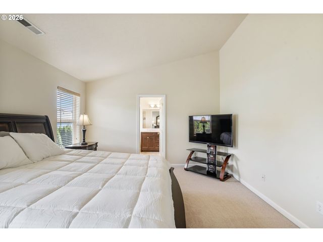 12596 Se MAPLEWOOD Ct, Milwaukie, OR 97222