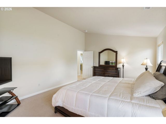 12596 Se MAPLEWOOD Ct, Milwaukie, OR 97222