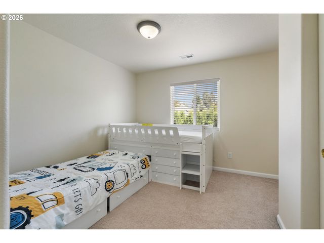 12596 Se MAPLEWOOD Ct, Milwaukie, OR 97222