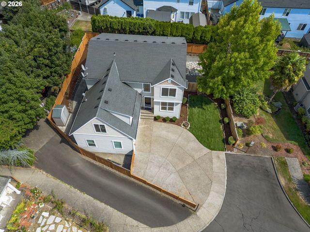 12596 Se MAPLEWOOD Ct, Milwaukie, OR 97222