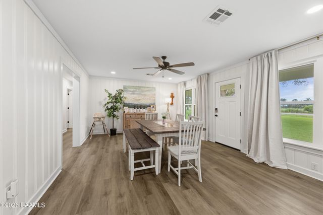 1760 Napoleon Avenue, Sunset, LA 70584