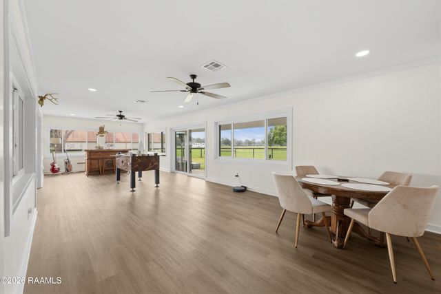 1760 Napoleon Avenue, Sunset, LA 70584