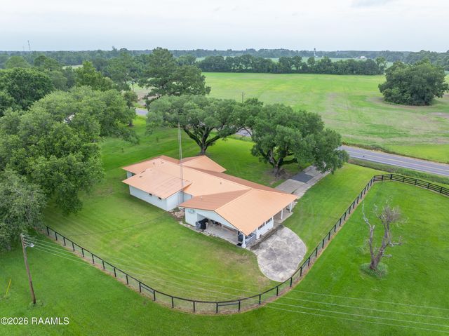 1760 Napoleon Avenue, Sunset, LA 70584