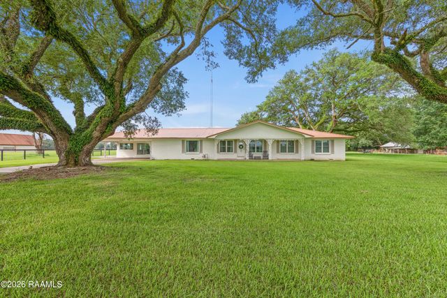 1760 Napoleon Avenue, Sunset, LA 70584