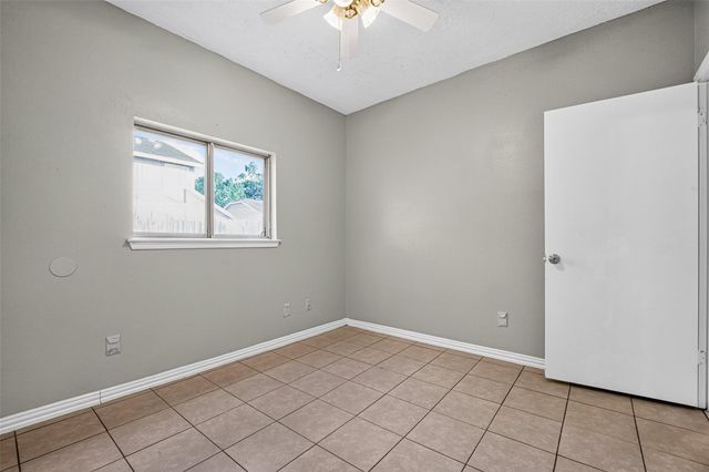 10523 Lands End Drive, Houston, TX 77099