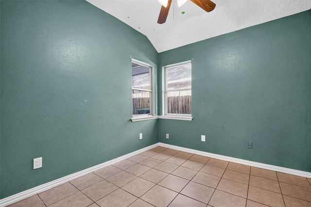 10523 Lands End Drive, Houston, TX 77099