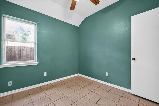 10523 Lands End Drive, Houston, TX 77099