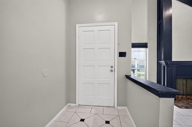 10523 Lands End Drive, Houston, TX 77099