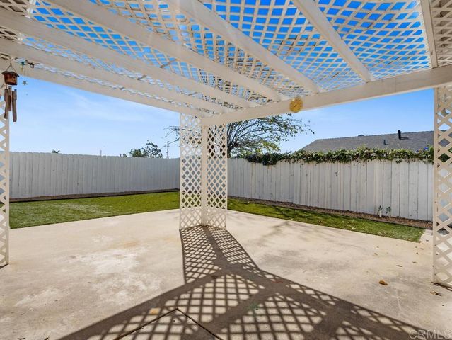 10020 Stanley Court, Santee, CA 92071