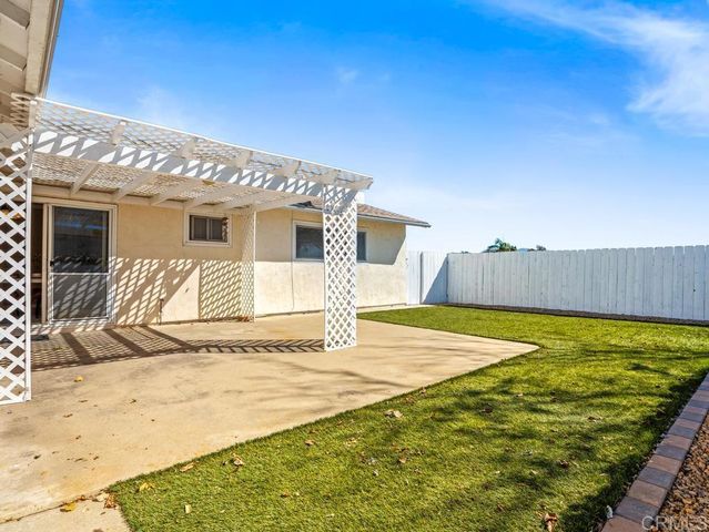 10020 Stanley Court, Santee, CA 92071