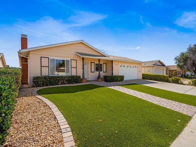 10020 Stanley Court, Santee, CA 92071