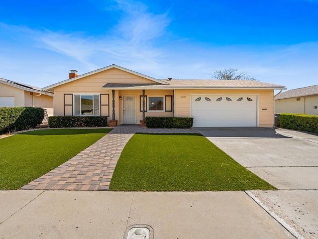 10020 Stanley Court, Santee, CA 92071