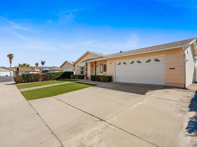 10020 Stanley Court, Santee, CA 92071
