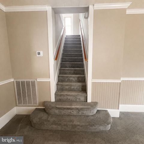 6 DELAWARE AVE, Delmar, DE 19940