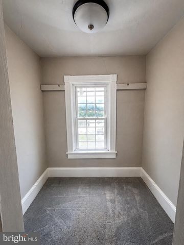 6 DELAWARE AVE, Delmar, DE 19940