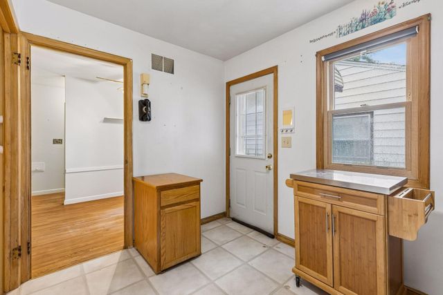 2814 Pennsylvania Avenue S, Saint Louis Park, MN 55426