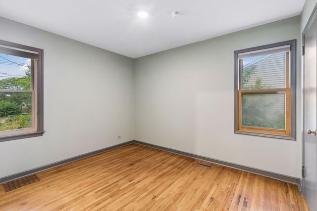 2814 Pennsylvania Avenue S, Saint Louis Park, MN 55426