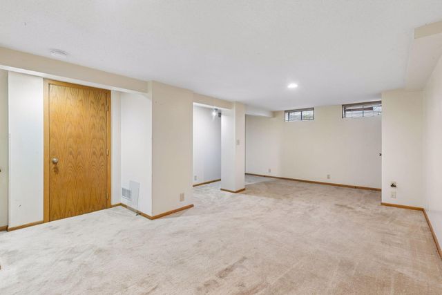 2814 Pennsylvania Avenue S, Saint Louis Park, MN 55426