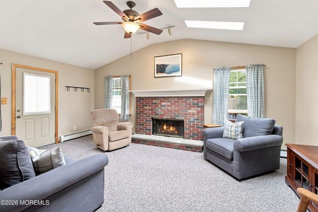 180 Gabriel Terrace, South Amboy, NJ 08879