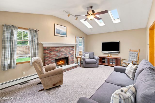 180 Gabriel Terrace, South Amboy, NJ 08879